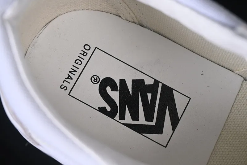 All categories Vans Vans series Vans Low Vans low top Vans Old Skool Vans low-top casual skateboard shoes VN0A4P3XQLZ
